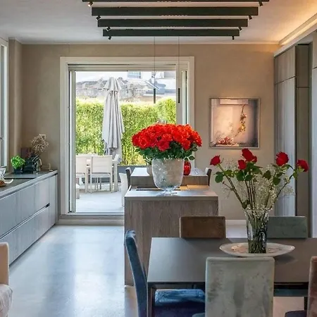 Rooftop Elegant In Center 3br 度假居