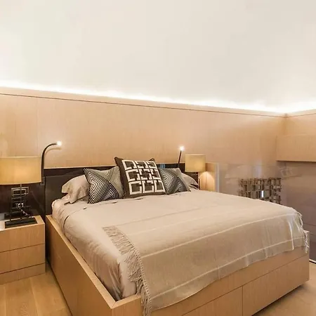 度假居 Rooftop Elegant In Center 3br *