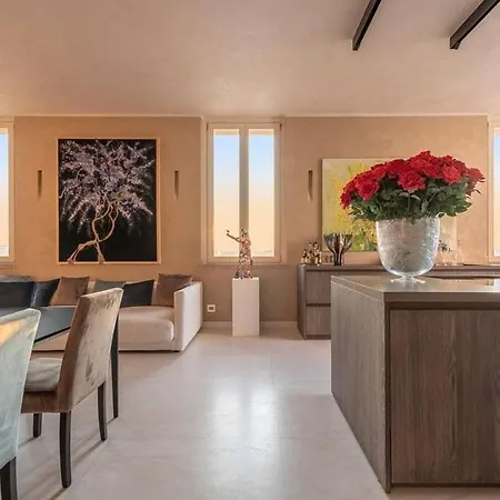 Rooftop Elegant In Center 3br * 米兰