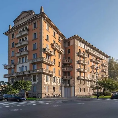 Rooftop Elegant In Center 3br 度假居 *